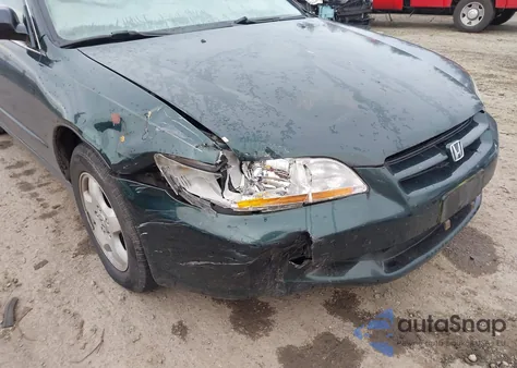 1999 Honda Accord Ex V6 z USA, uszkodzony, nr VIN 1HGCG165XXA017654